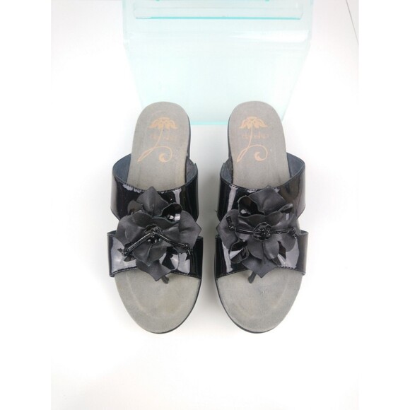 Dansko Black Patent Leather Flower Wedge Slip On Sandals Women's 37 / US 6.5 - 7 - Picture 3 of 8